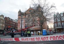 ¡Insólito! Inodoro público aplastó a un hombre hasta la muerte en Londres ¡Insólito! Inodoro público aplastó a un hombre hasta la muerte en Londres