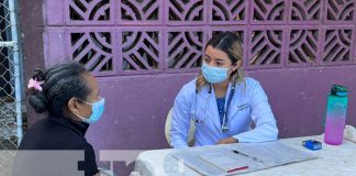 Foto: Consulta gratuita de salud en el sector de Acahualinca, Managua / TN8