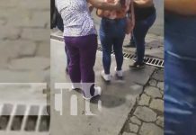 Desalmado y cobarde casi mata a su «ex» con un cuchillo en Masaya Foto: Ataque violento de un hombre contra una mujer en Masaya / TN8
