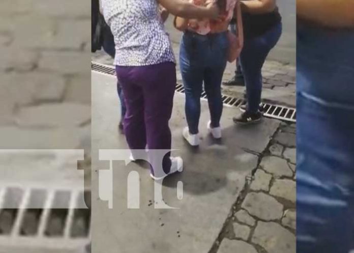 Foto: Ataque violento de un hombre contra una mujer en Masaya / TN8