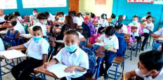 Nicaragua fomenta las "Escuelas Saludables" con campañas de salud