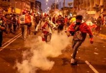 Continúan las protestas en Perú exigiendo la renuncia de Dina Boluarte Continúan las protestas en Perú exigiendo la renuncia de Dina Boluarte