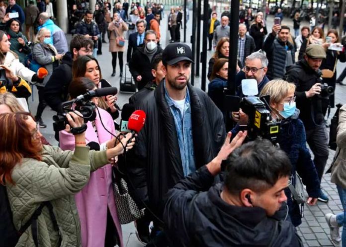 piq Modelo asegura tener videos de infidelidad de Piqué a Shakira