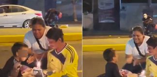 Familia celebra el cumpleaños de su pequeño en la calle