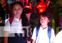 Regreso a clases con promociones en el mercado Ernesto Fernández, Masaya Foto: Noches de compras de artículos escolares en Masaya / TN8