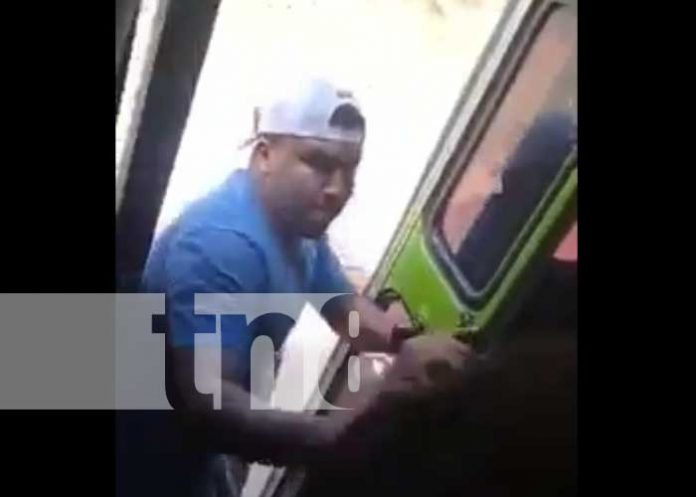 Foto: Bochinche en un bus de Rivas por la alta tarifa / TN8