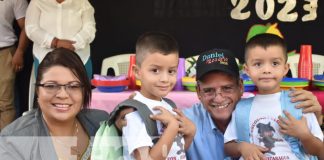 Miles de estudiantes de León reciben útiles escolares