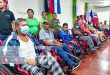 Foto: Entrega de sillas de ruedas para familias en Boaco / TN8