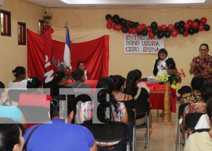 siuna1 Entregan más de medio millón de córdobas a mujeres de Siuna