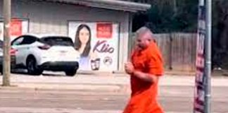 ¡Video! Descalzo y enchachado un hombre protagonizó una fuga en Texas
