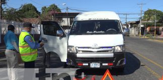 Foto: Inspección de transporte escolar en León / TN8