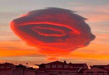 Extraña nube en el cielo de Turquía causa pánico ¿es el fin del mundo? Extraña nube en el cielo de Turquía causa pánico ¿es el fin del mundo?