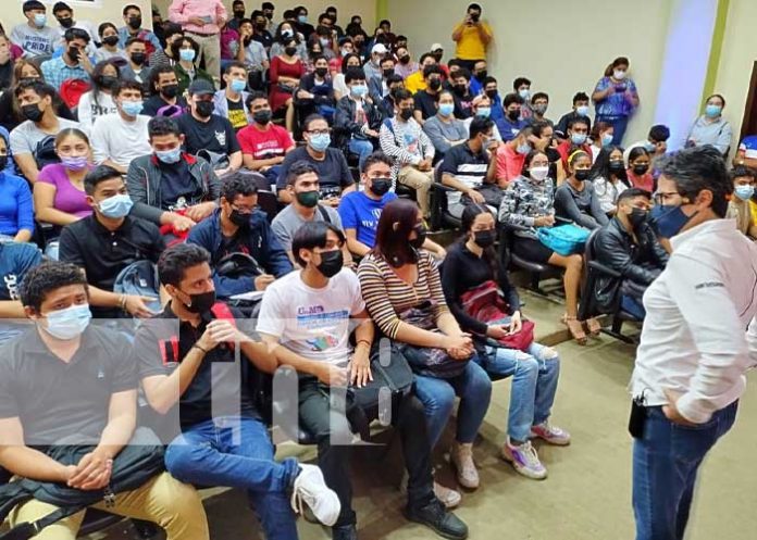 Foto: Charla de TELNET a universitarios de Nicaragua / TN8