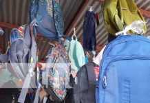 Foto: Comercialización de útiles escolares en Nandaime / TN8
