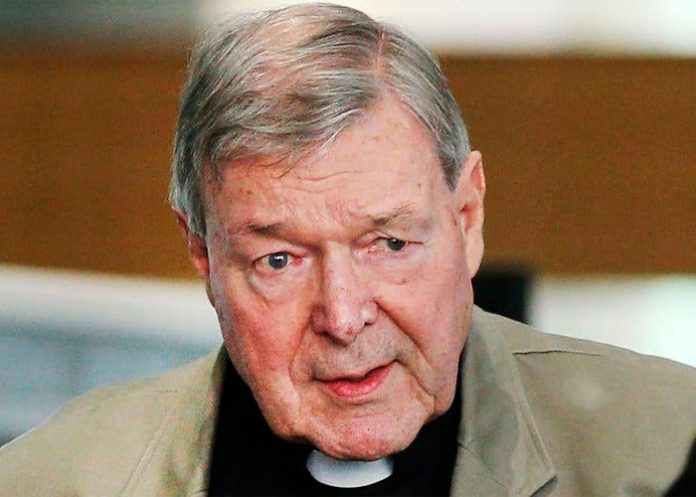 Muere el cardenal considerado mano derecha del papa acusado de pederastia