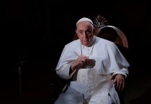Opinión: Absurdas declaraciones del Papa, no corresponden a realidad histórica ni a su investidura Polémica postura del Vaticano sobre los gays: "es pecado"