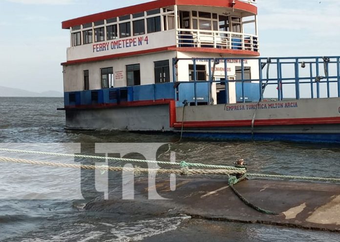 Foto: Suspensión de zarpes en Ometepe / TN8