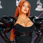 ¡FOTOS! Christina Aguilera posa sin camisa para Instagram