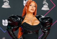 ¡FOTOS! Christina Aguilera posa sin camisa para Instagram ¡FOTOS! Christina Aguilera posa sin camisa para Instagram