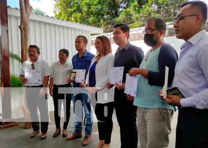 Finaliza con éxito en Managua primer concurso de redacción ensayos a Darío