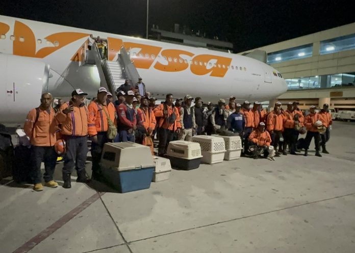 Venezuela envía 52 brigadistas para labores de rescate en Türkiye y Siria