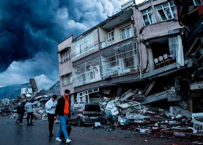 1 Asciende a más de 12.000 la cifra de muertos en Türkiye y Siria por terremotos