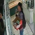 Una «muda» es descubierta al decir «Buenas tardes» (Video) Una "muda" es descubierta al decir "Buenas tardes" (Video)