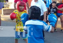 ¡Lo dan todo en el ring!, velada boxística en el barrio Jonathan González Foto: ¡Lo dan todo en el ring!, velada boxística en el barrio Jonathan González / TN8
