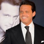 ¡Es oficial! Luis Miguel vuelve a los escenarios este 2023