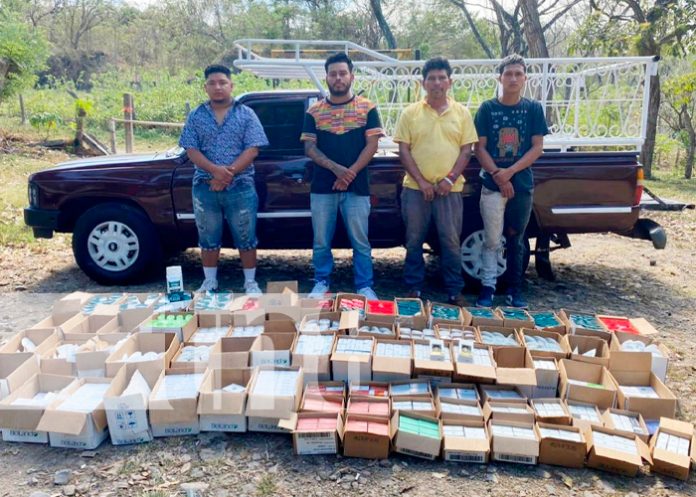 Policía detiene a seis sujetos por contrabando en Peñas Blancas, Rivas