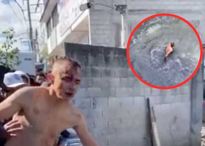 1 Ladrón recibe brutal paliza en México luego de intentar robar una moto