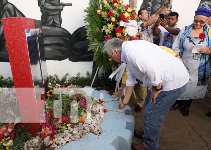 Foto: Asamblea Nacional recuerda la lucha de los Héroes caídos en combate en Los Sabogales / TN8