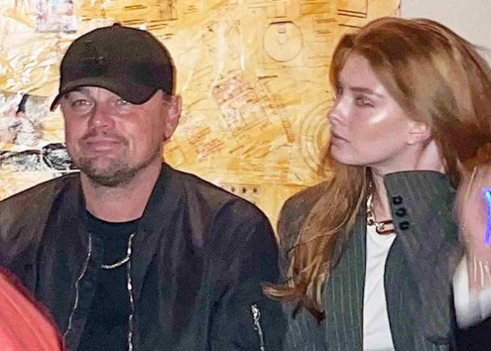 Leonardo DiCaprio es duramente criticado por “salir con una menor”