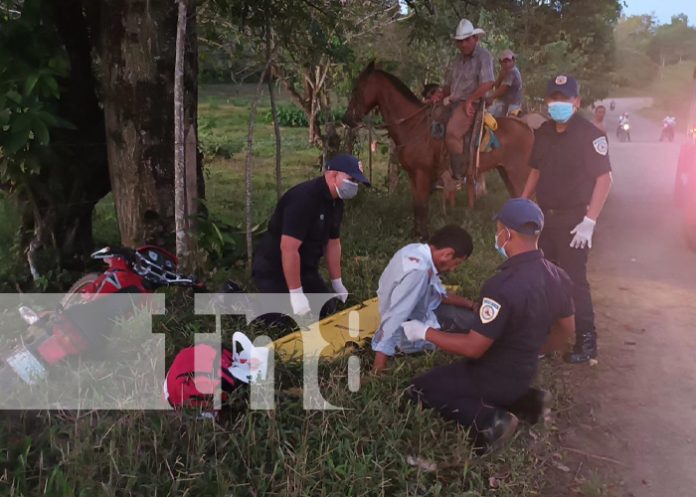 2 Foto: Motociclista pierde el control y resultó lesionado en el municipio de El Ayote / TN8