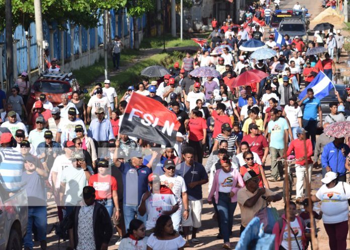 2 Foto: Militancia sandinista de Bilwi participa en caminata en respaldo a la Soberanía Nacional / TN8