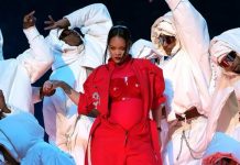 Rihanna es criticada por no bailar en el medio tiempo del Super Bowl