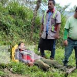 Foto: Conductor vivo de milagro al volcarse con todo y cisterna en La Libertad, hacia Cuapa / TN8