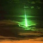 ¡Increíble! Mira como pasó el cometa verde cerca de la tierra Foto: Mira como pasó el cometa verde cerca de la tierra / Cortesía