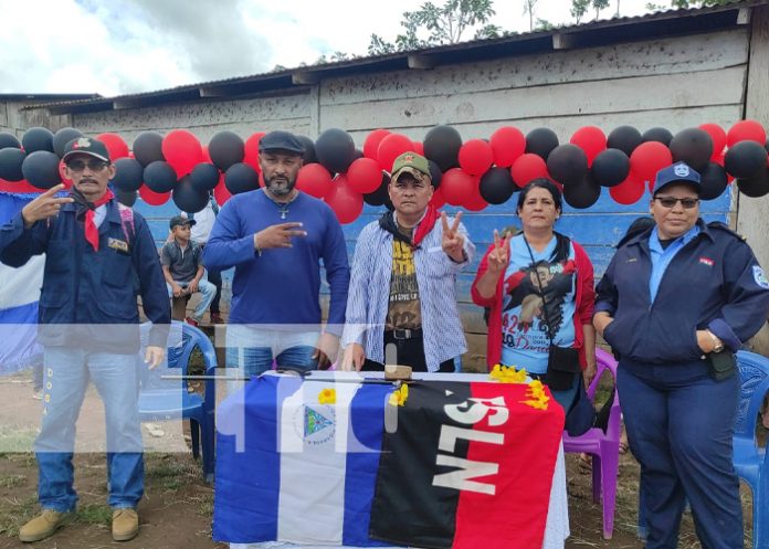 2 Entregan paneles solares en San José Waslalita en Siuna