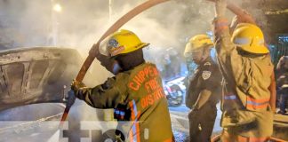 Policía Nacional salva a una pareja de morir calcinada en Granada
