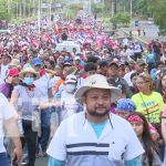 Nicaragüenses celebran nuevas victorias con multitudinaria caminata Foto: Nicaragüenses celebran nuevas victorias con multitudinaria caminata / TN8