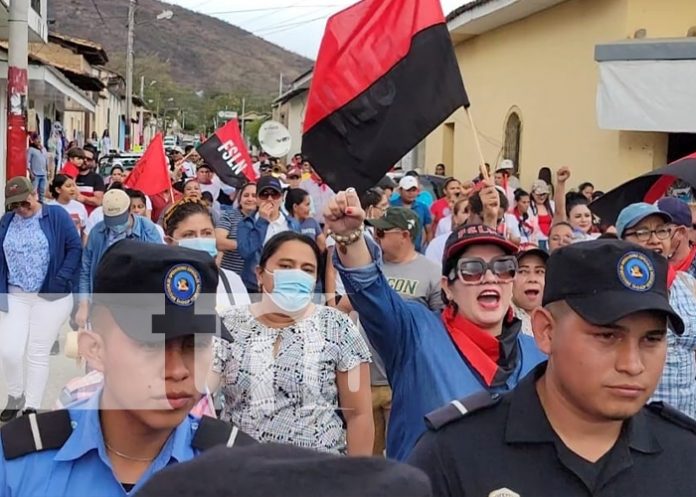 Foto: Ocotal camina para celebrar la paz con el Gobierno del Frente Sandinista / TN8