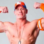 ¡Qué diva! Fotografían a John Cena con falda y tacones