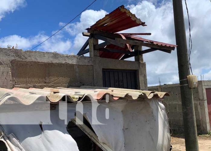 Pobladores de El Crucero alarmados por fuertes vientos