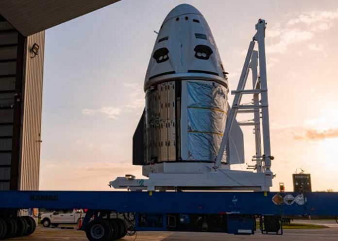 Aplazan 24 horas vuelo tripulado de cohete de SpaceX rumbo a la EEI