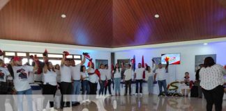 Brinda reconocimiento a madres héroes y mártires que dieron su vida por Nicaragua