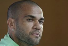 Dani Alves seguirá en prisión preventiva por el riesgo de fuga dani, alves, fútbol, agresión, sexual,
