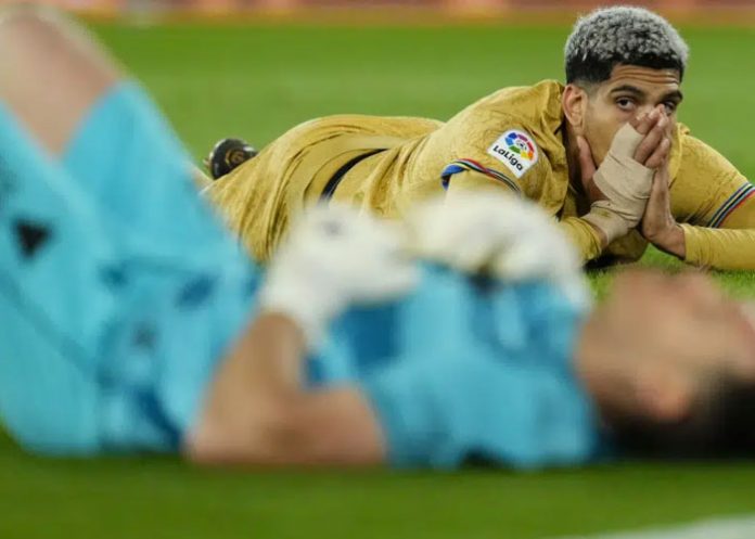 Araujo ronald, araujo, barcelona, fútbol, almería,