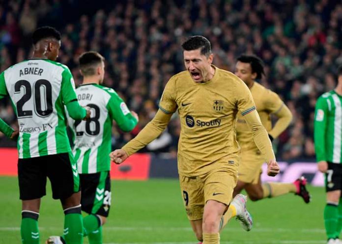 Barcelona barcelona, fútbol, robert, lewandowski,