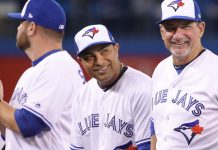 coach, guillermo, martínez, blue, jays,